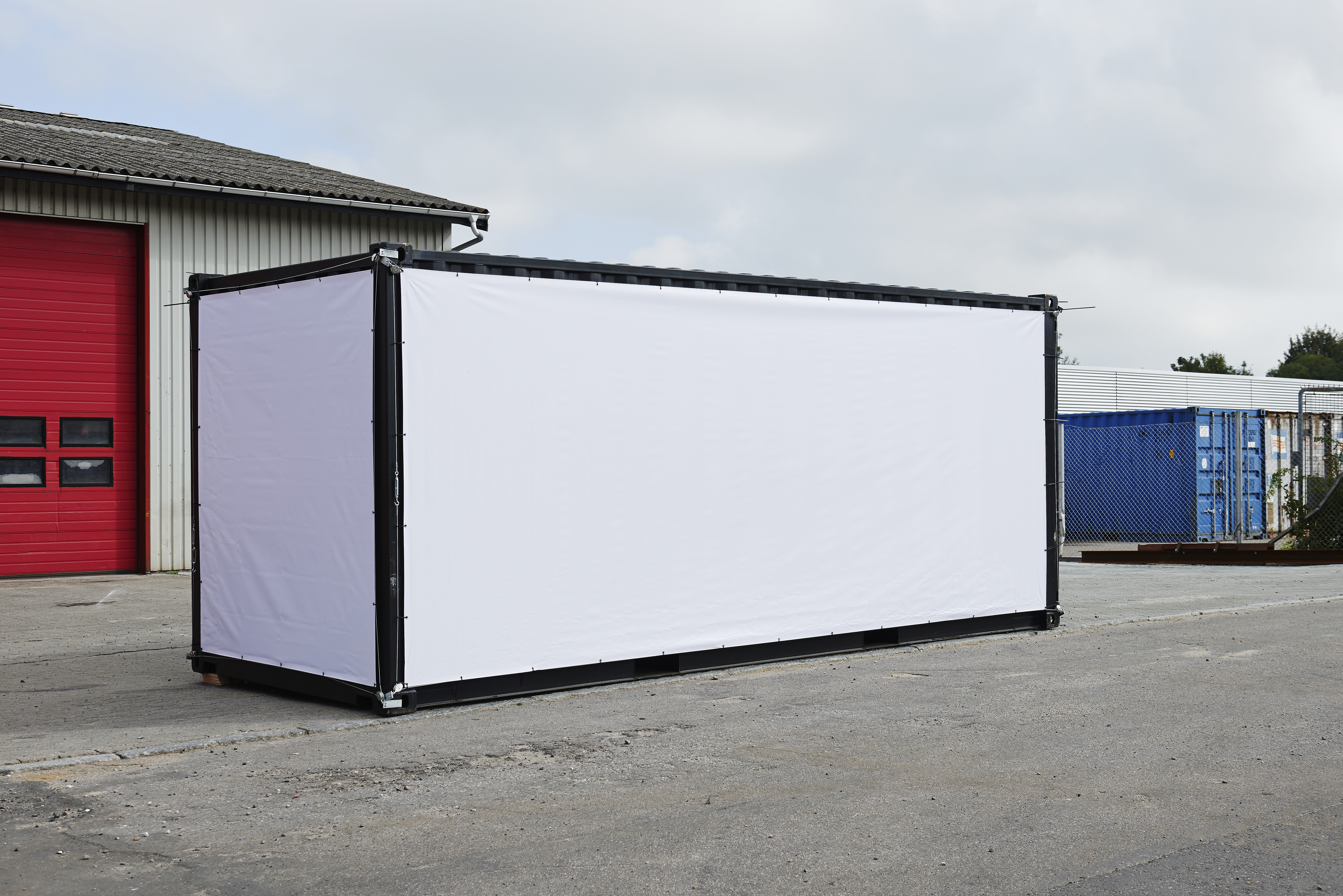 Bannercontainer med banner på side og ende