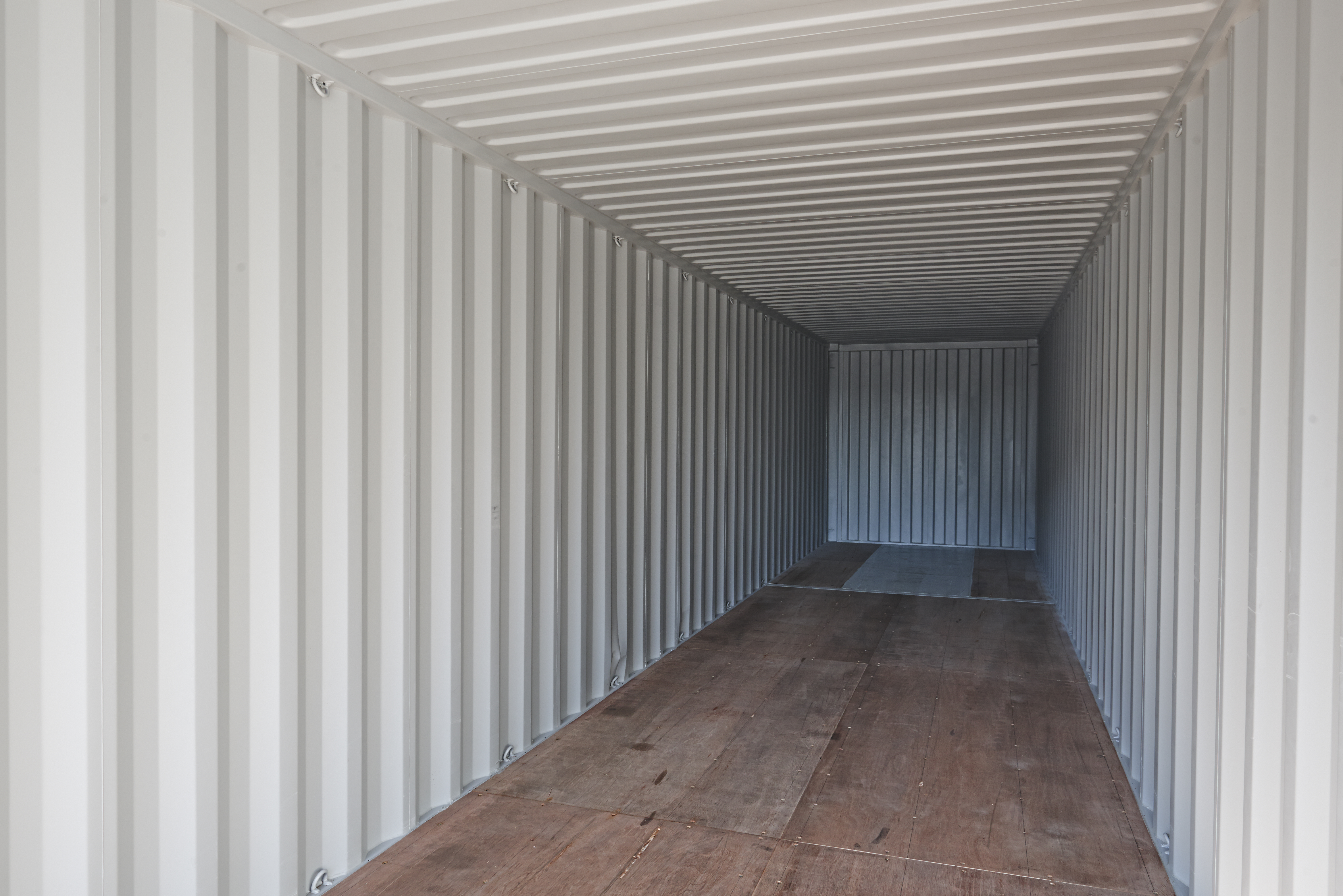 40 fods container indvendigt