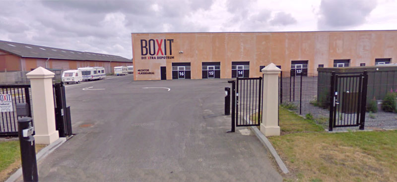 Møbelopbevaring i sikre depotrum ved BOXIT Esbjerg