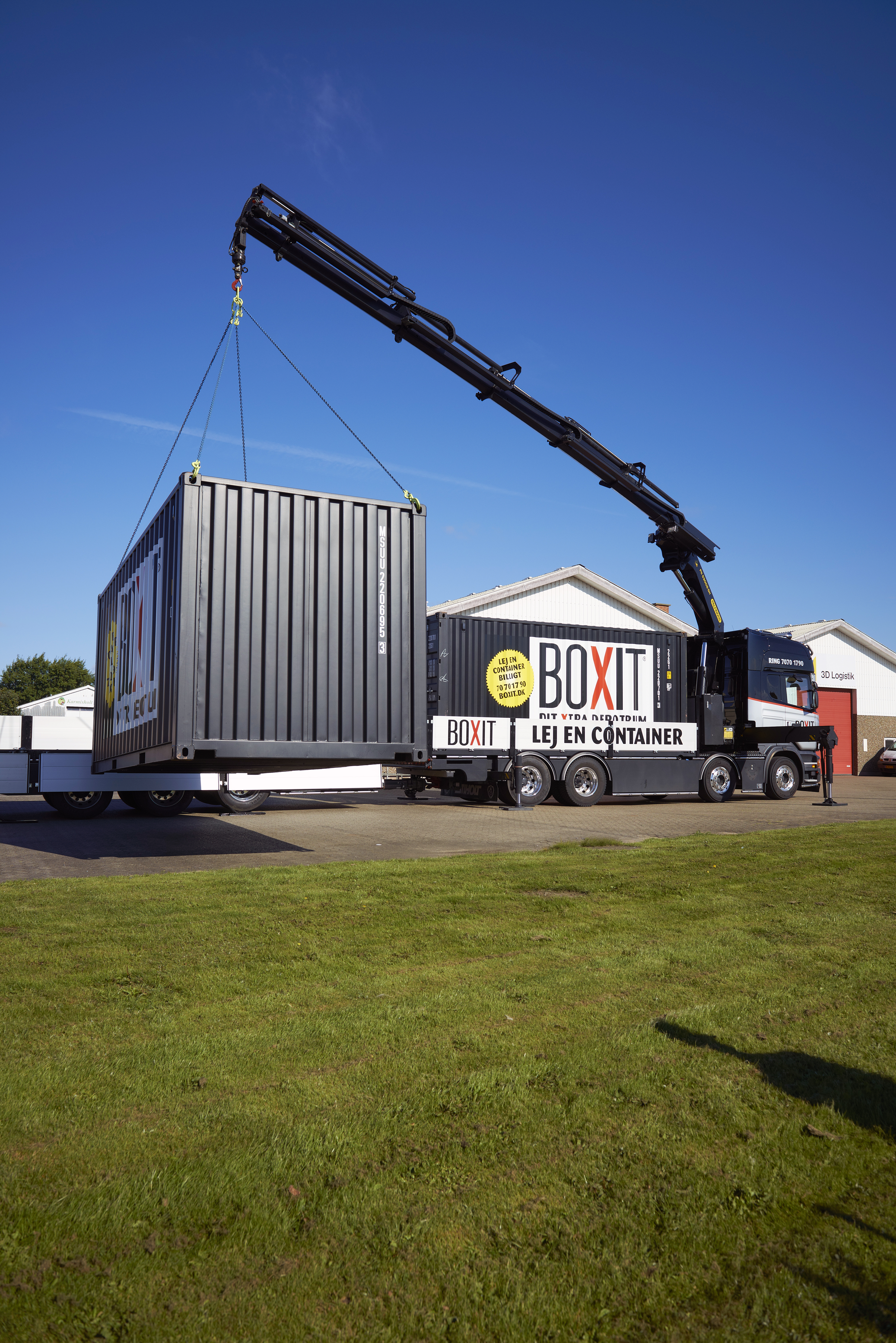 Aflæsning af container med kran